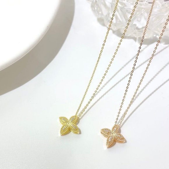 14kt GP Sterling Silver Clover Necklace - Picture 8 of 9